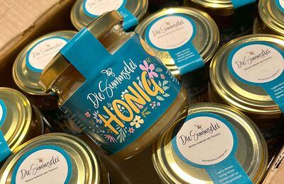 Summselei Honiggläser Spättracht im Karton